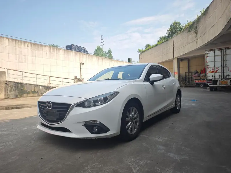 Mazda 3 Axela, 2014