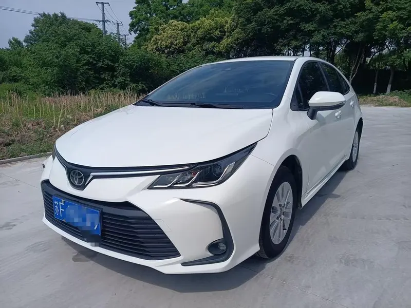 Toyota Corolla 1.2T S-CVT Edition, 2023 — фото 1