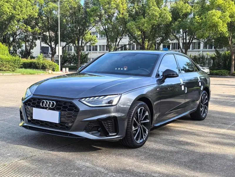 Audi A4L 40 TFSI Luxury Version, 2023 — фото 1