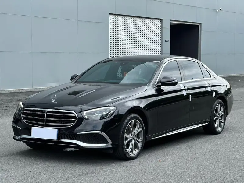 Mercedes-Benz E-Class, 2023