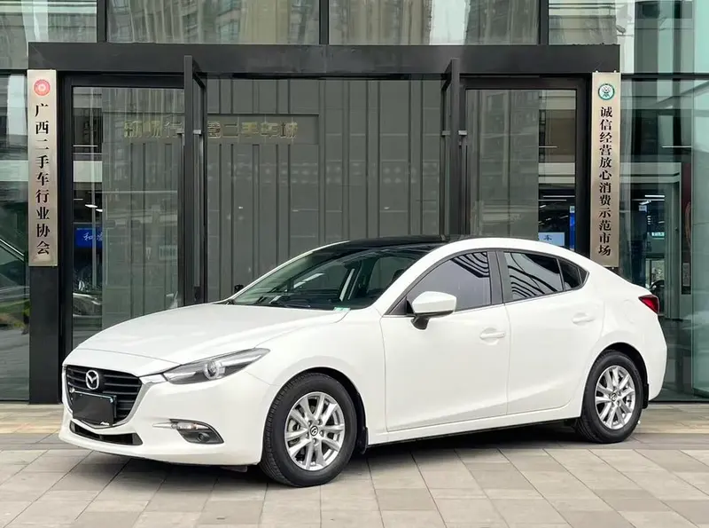 Mazda 3 Axela, 2017