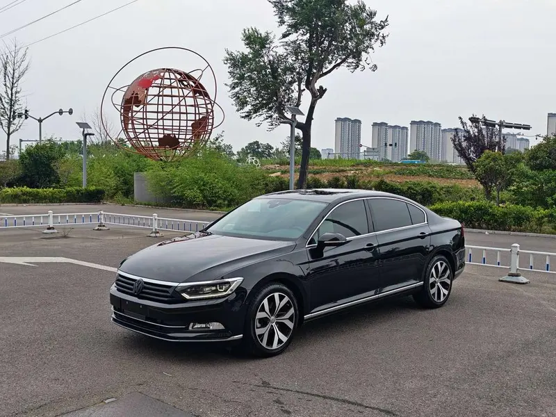 Volkswagen Magotan 330TSI DSG Premium Version CN5, 2019 — фото 1