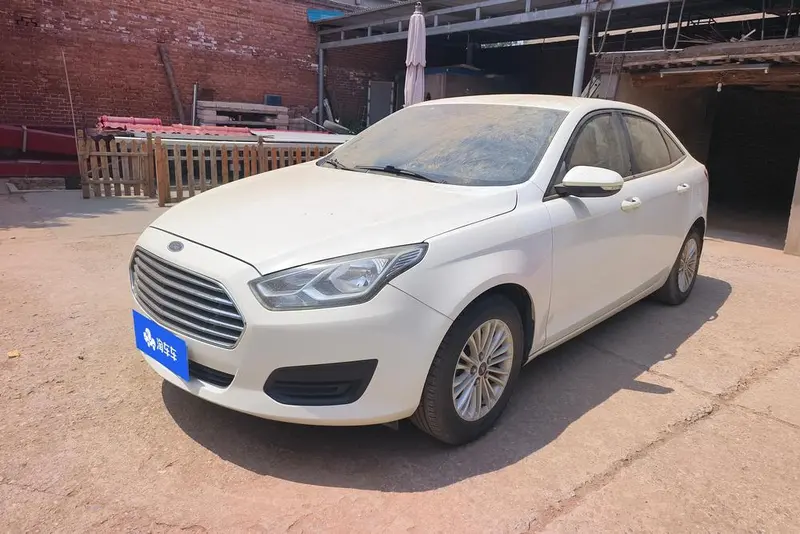 Ford Escort Facelift 1.5L Auto Comfort Version, 2017 — фото 1
