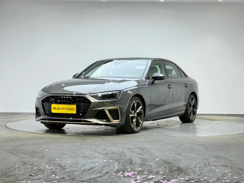 Audi A4L 40 TFSI quattro RS Version, 2024 — фото 1