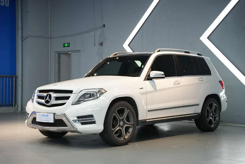 Mercedes-Benz GLK-Class GLK 300 4MATIC Fashion Version Elite Edition, 2015 — фото 1