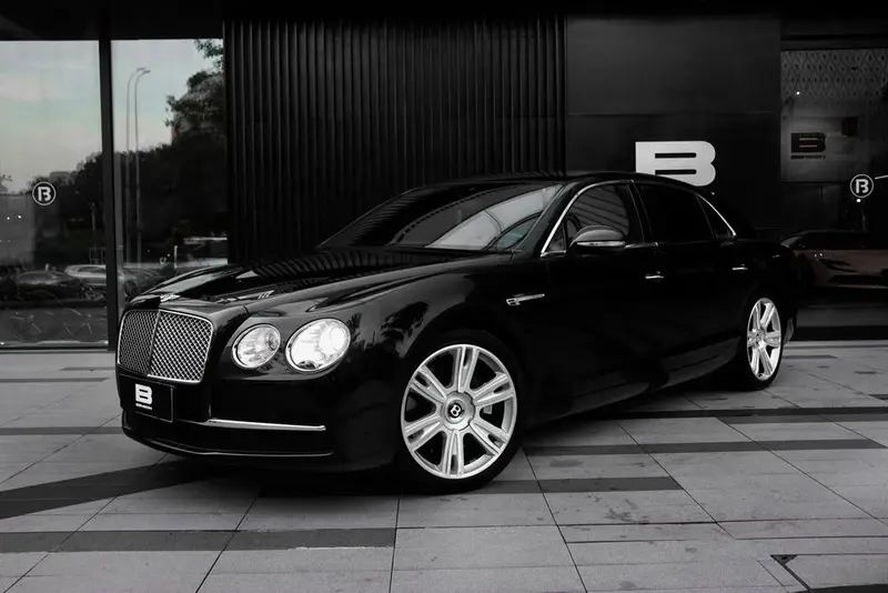 Bentley Flying Spur, 2014