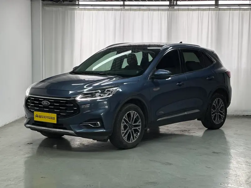 Ford Escape EcoBoost 245 2WD Model, 2020 — фото 1