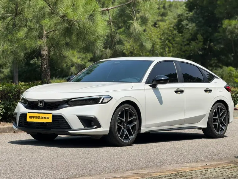 Honda Civic HATCHBACK 240TURBO Manual Dynamic Edition, 2023 — фото 1