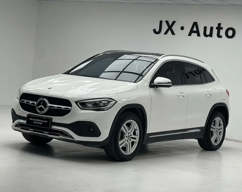 Mercedes-Benz GLA GLA 180, 2020 — фото 1