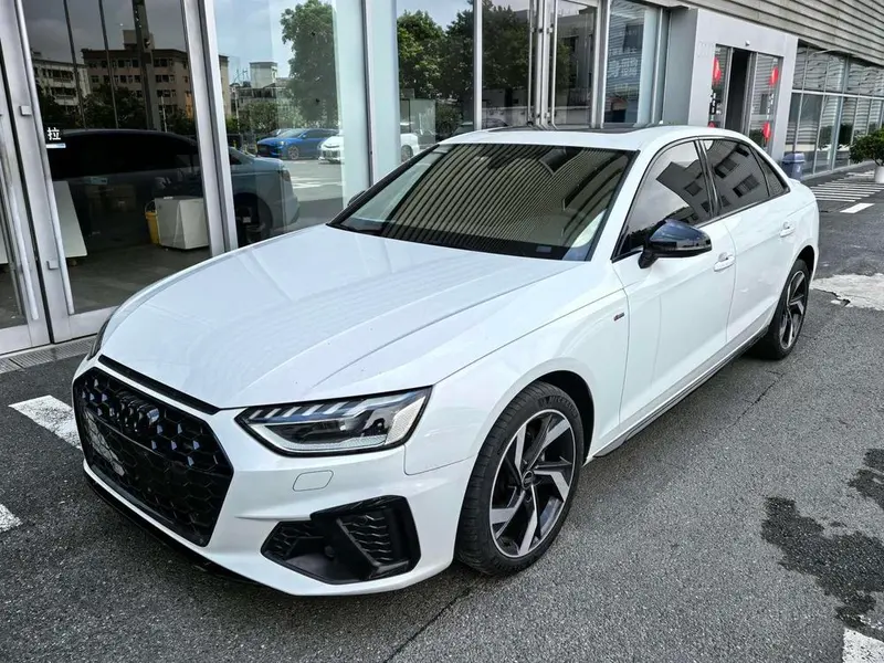 Audi A4L 40 TFSI Luxury Version Edition, 2023 — фото 1
