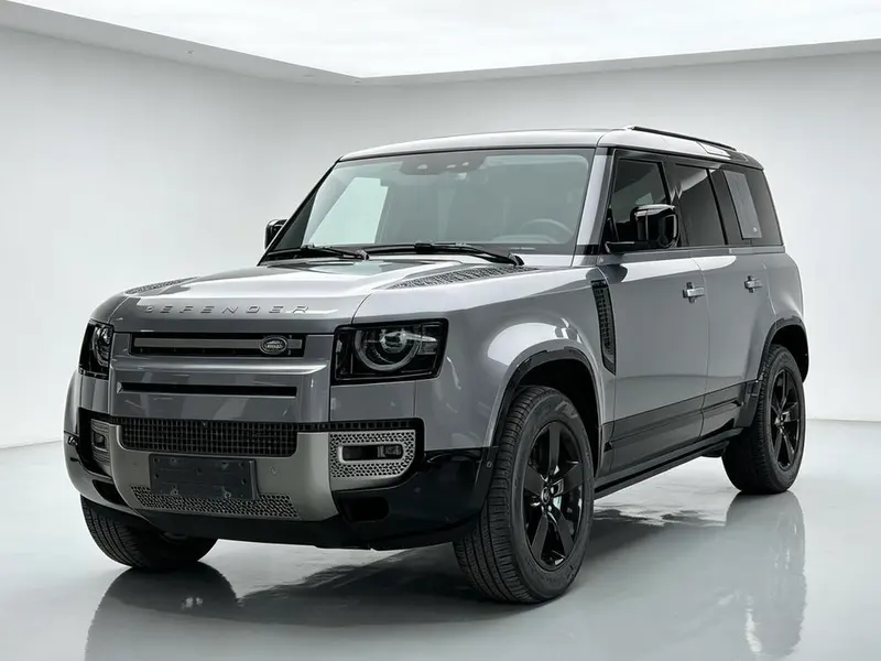 Land Rover Defender, 2023