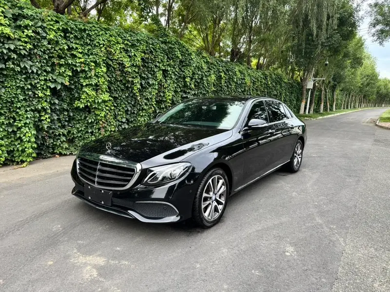Mercedes-Benz E-Class, 2016