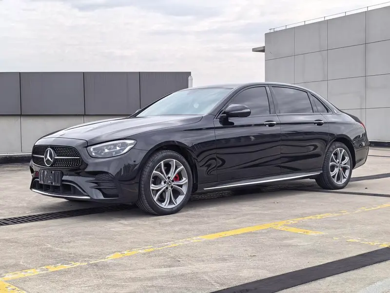 Mercedes-Benz E-Class, 2023