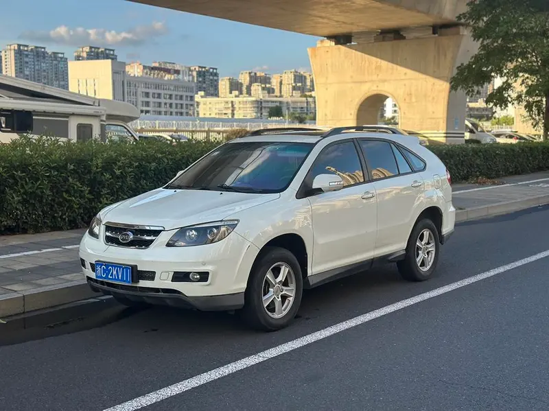 BYD S6, 2014