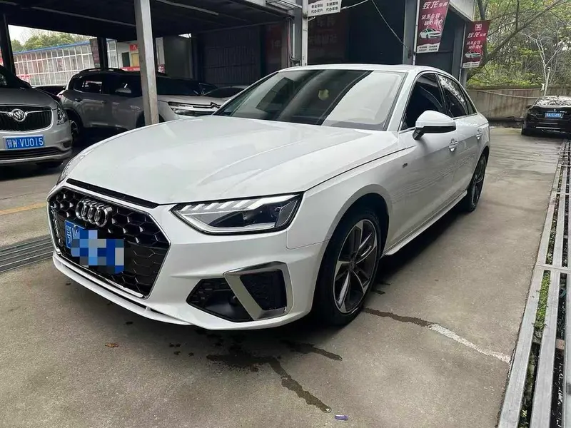 Audi A4L 40 TFSI Fashion Version, 2022 — фото 1