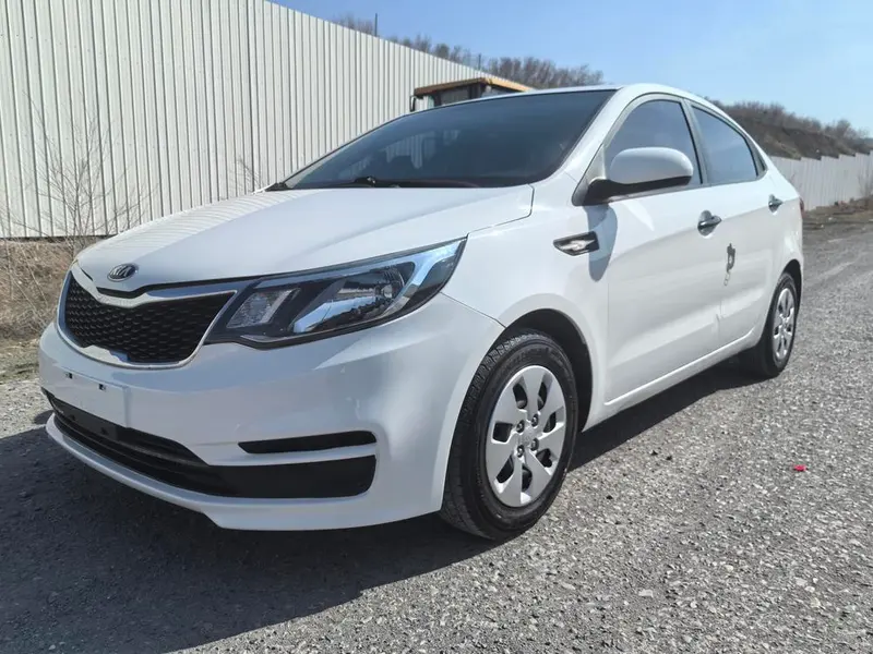 Kia K2, 2015