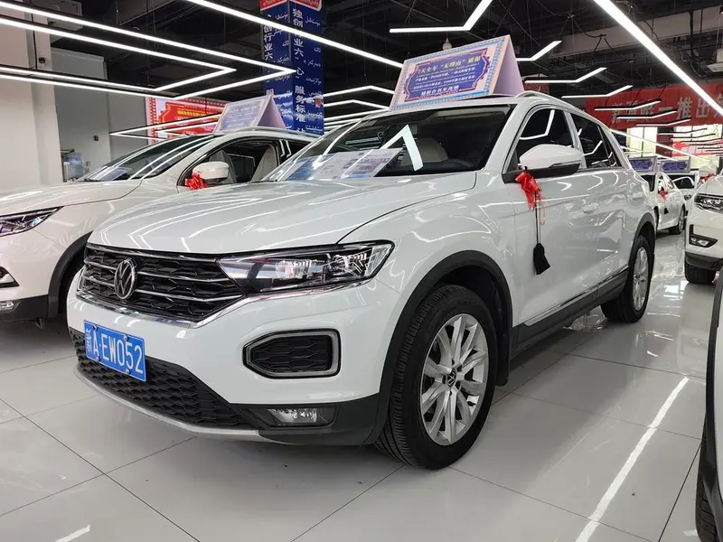 Volkswagen T-Roc, 2022
