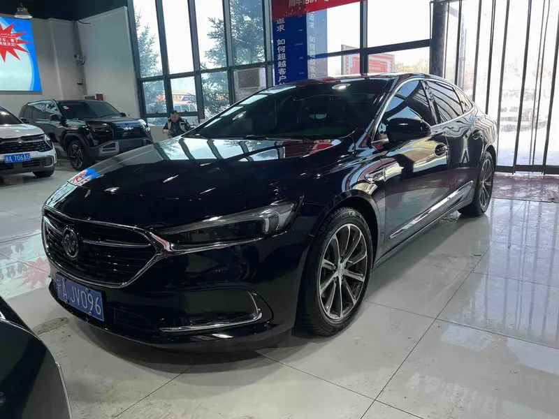 Buick LaCrosse, 2022