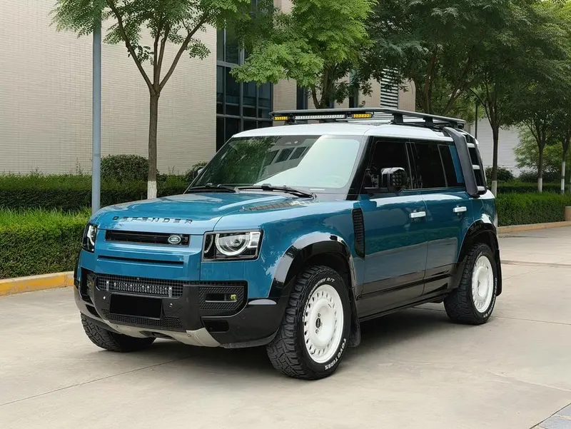Land Rover Defender, 2021