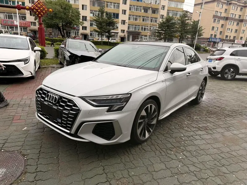 Audi A3 A3L Limousine 35 TFSI Fashion Sport Version, 2022 — фото 1