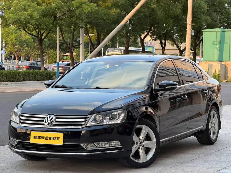 Volkswagen Magotan Facelift 2.0TSI Premium Version, 2015 — фото 1