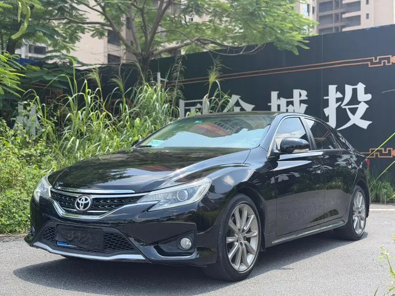 Toyota Reiz 2.5V Style Sharp Edition, 2013 — фото 1