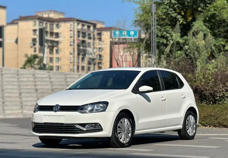Volkswagen Polo 1.6L Auto Comfort Version, 2016 — фото 1