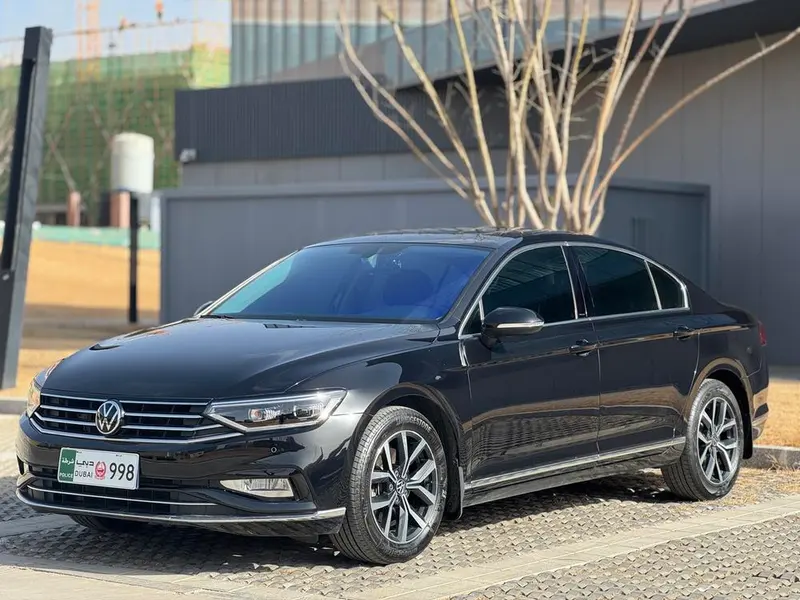 Volkswagen Magotan 330TSI DSG 30 Anniversary Edition, 2021 — фото 1