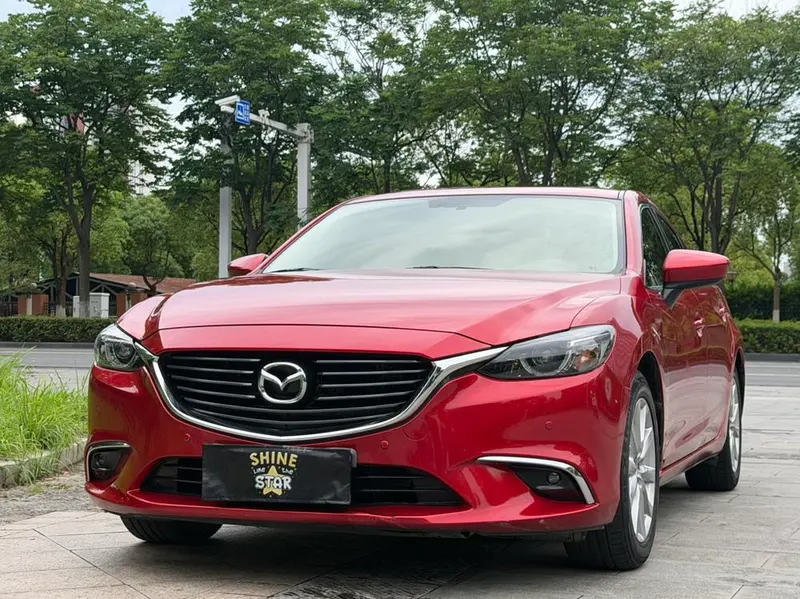 Mazda Atenza 2.0L Blue Luxury Edition, 2017 — фото 1