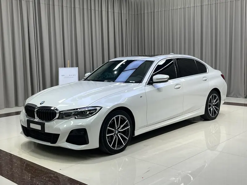 BMW 3-Series, 2020