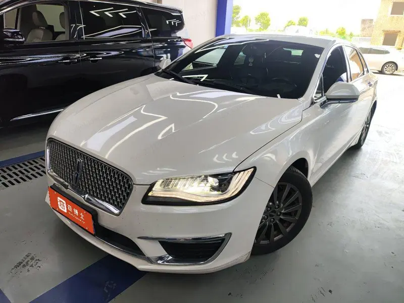 Lincoln MKZ, 2017