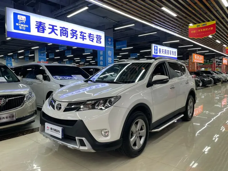 Toyota RAV4, 2013