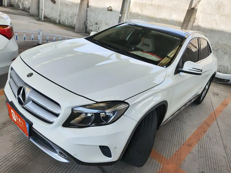 Mercedes-Benz GLA GLA 200 Version, 2017 — фото 1