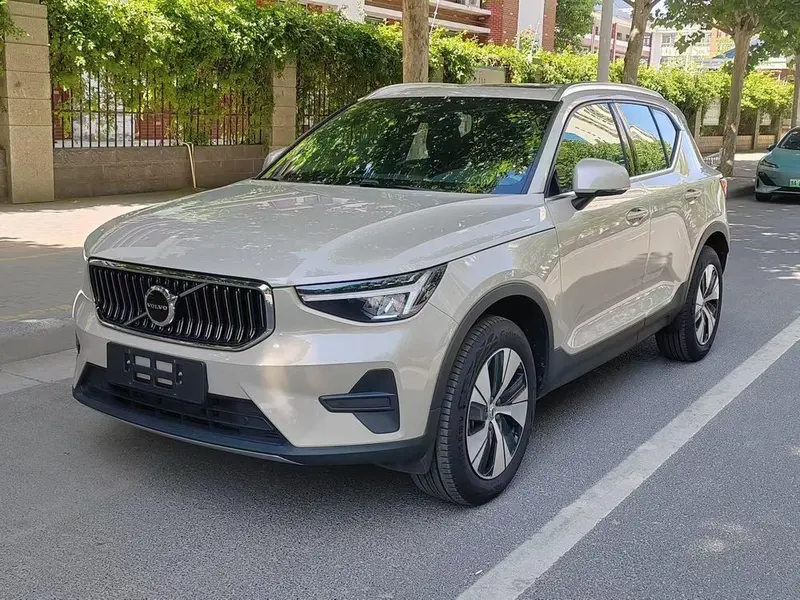 Volvo XC40, 2024