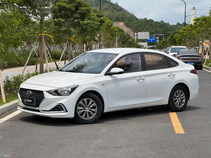 Hyundai Elantra Yuedong, 2018