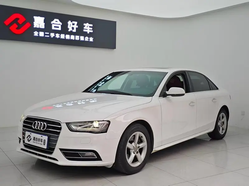 Audi A4L 35 TFSI Auto Standard Version, 2013 — фото 1