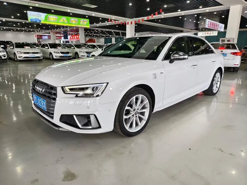 Audi A4L 40 TFSI Fashion Version CN6, 2019 — фото 1