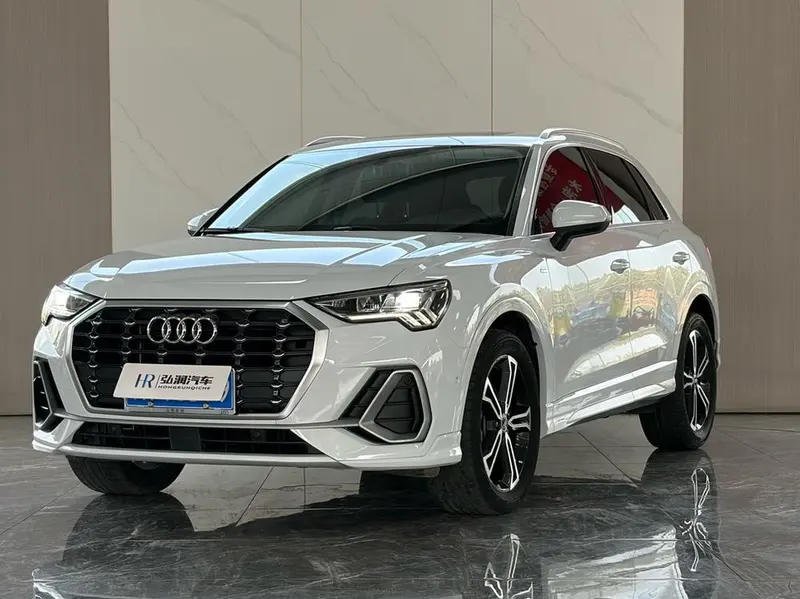 Audi Q3, 2021