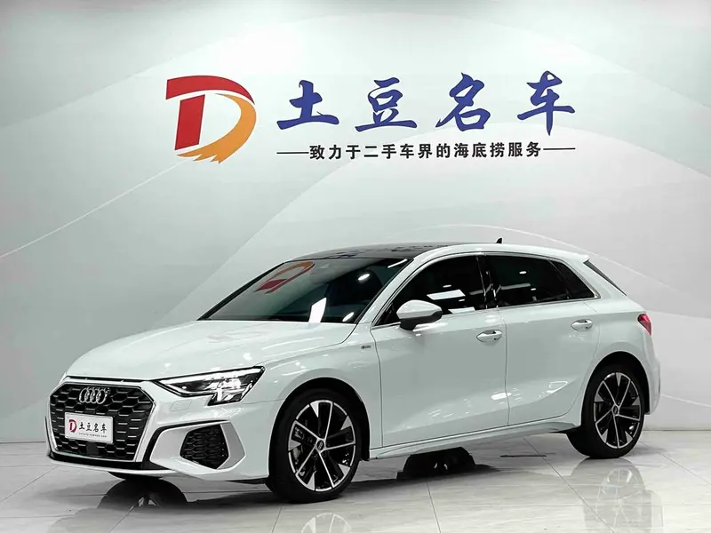 Audi A3 Sportback 35 TFSI Fashion Sport Version, 2022 — фото 1