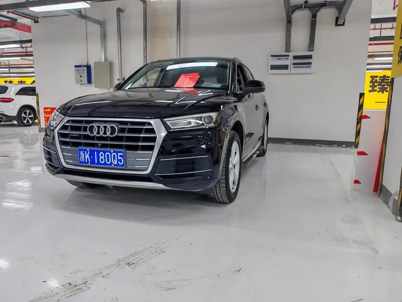 Audi Q5L, 2018
