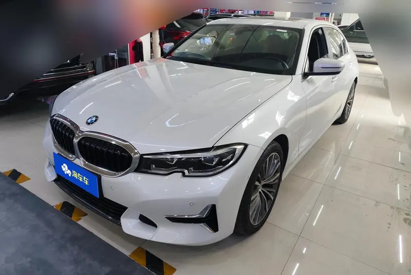 BMW 3-Series, 2020