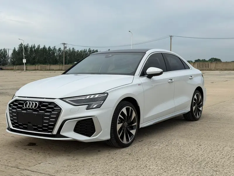 Audi A3 A3L Limousine 35 TFSI Fashion Sport Version, 2023 — фото 1