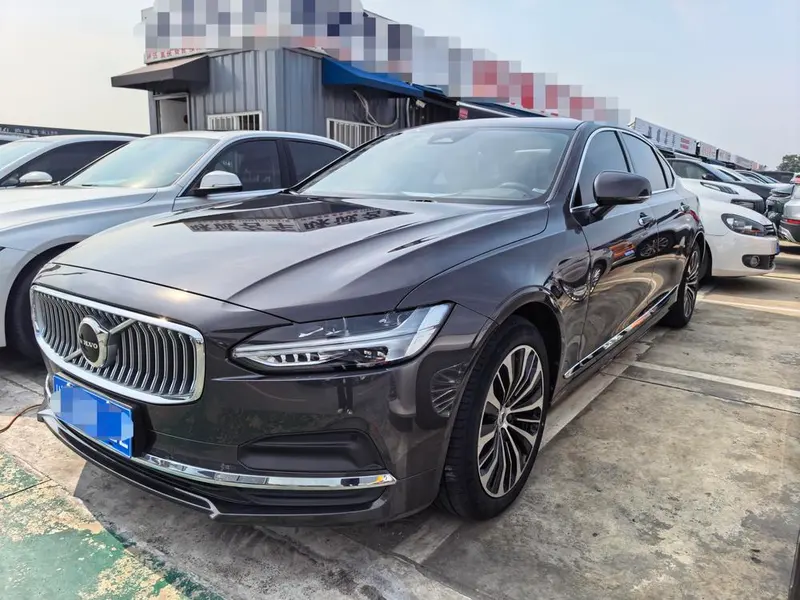 Volvo S90, 2023