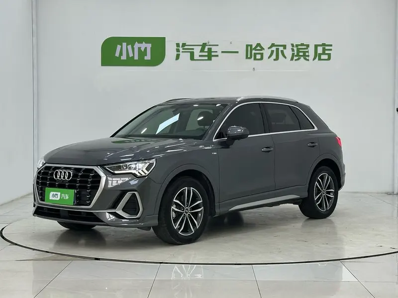 Audi Q3, 2022