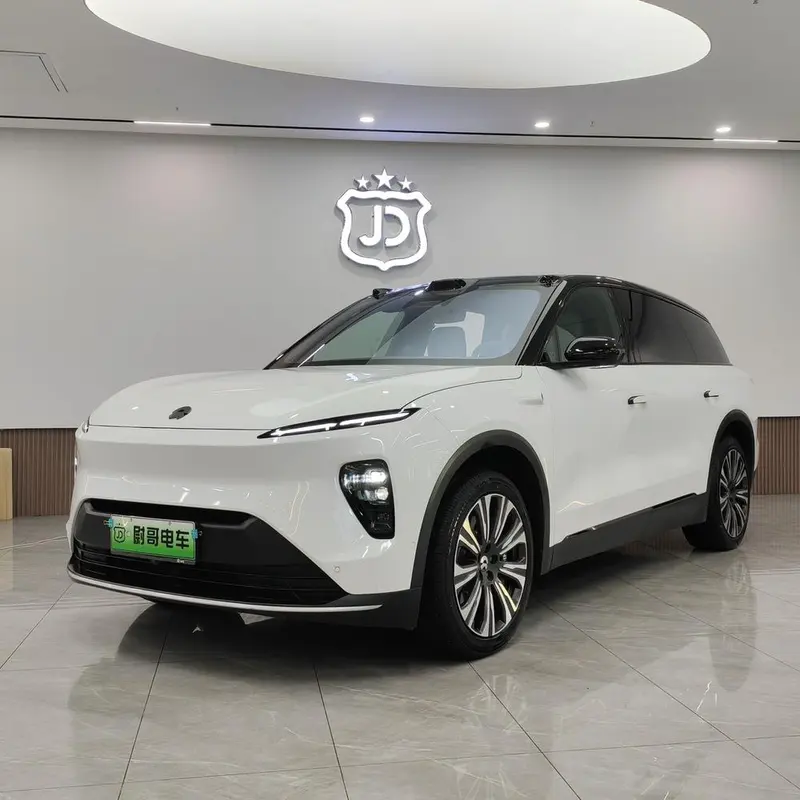 NIO ES8, 2023