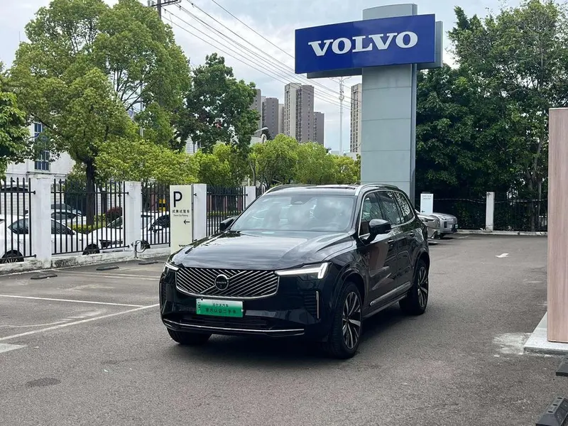 Volvo XC90 PHEV E Hybrid T8 Long Range Premium Luxury Edition 7 Seater, 2025 — фото 1