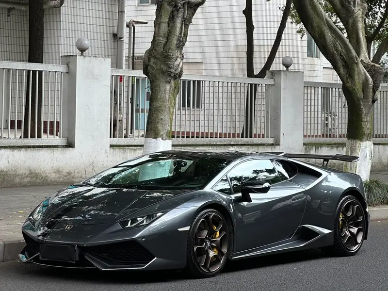 Lamborghini Huracán, 2014
