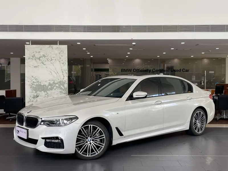 BMW 5-Series, 2018