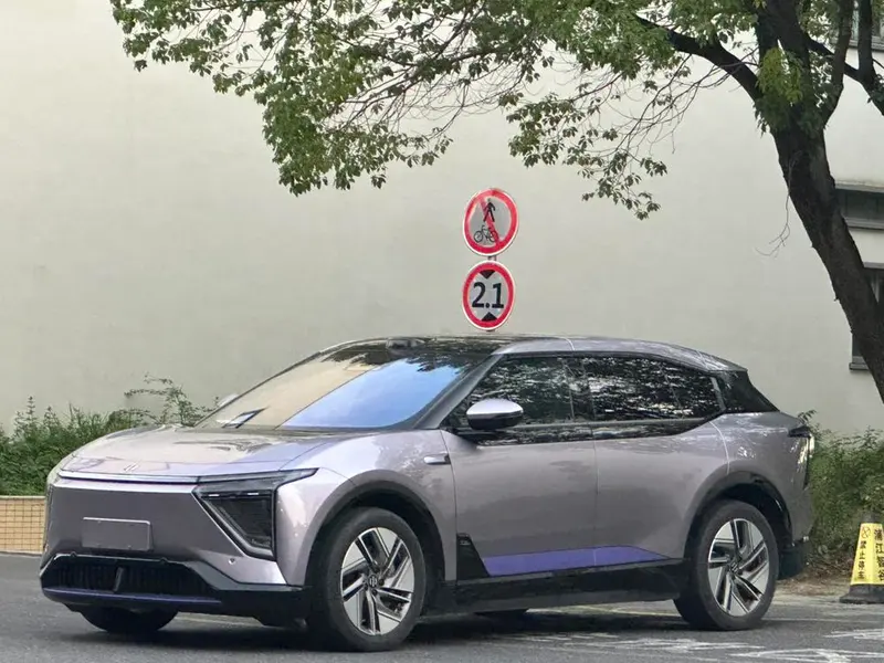 HiPhi Y, 2023