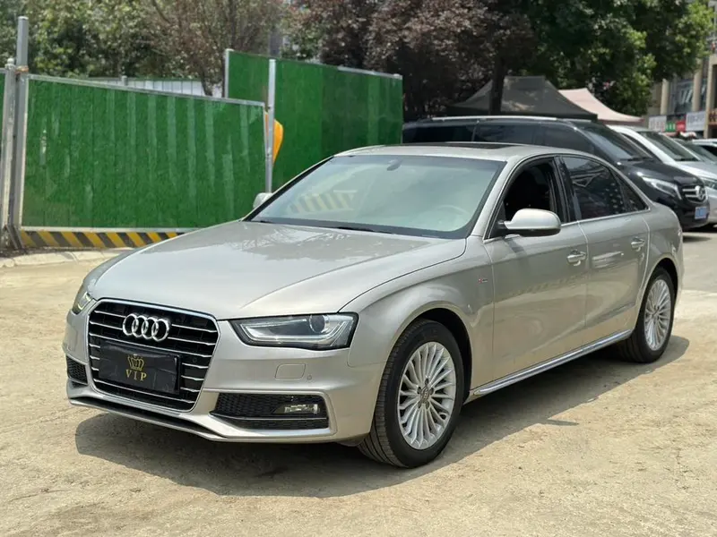 Audi A4L 35 TFSI Auto Sport Version, 2016 — фото 1